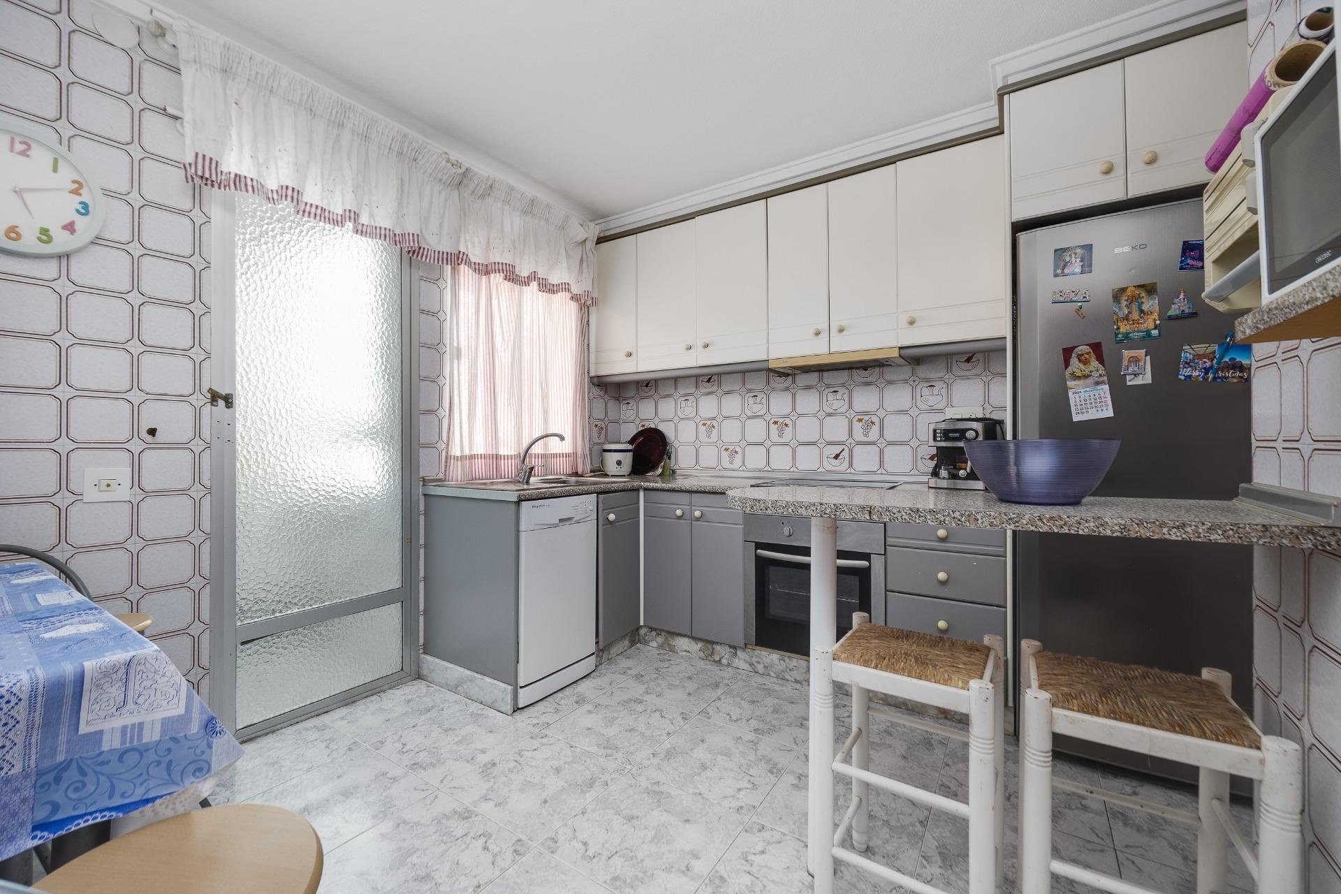 Revente - Apartment -
Torrevieja - Centro