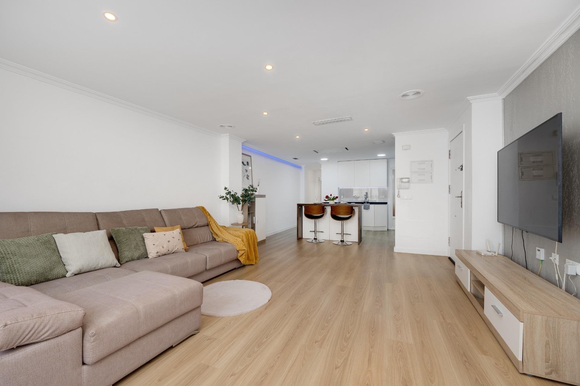 Revente - Apartment -
Torrevieja - Centro