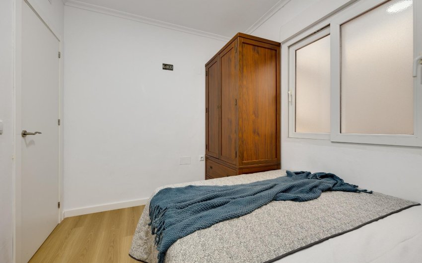Revente - Apartment -
Torrevieja - Centro