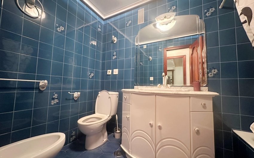 Revente - Apartment -
Torrevieja - Centro
