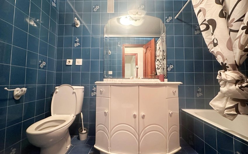 Revente - Apartment -
Torrevieja - Centro