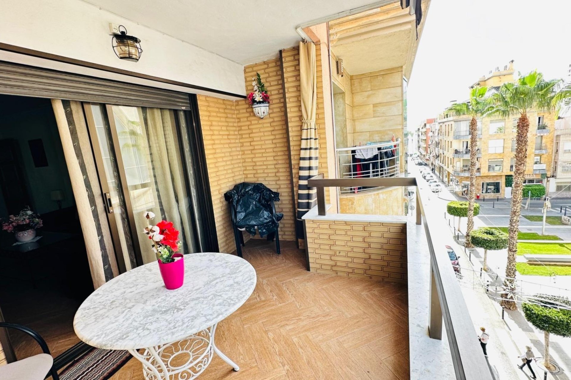 Revente - Apartment -
Torrevieja - Centro
