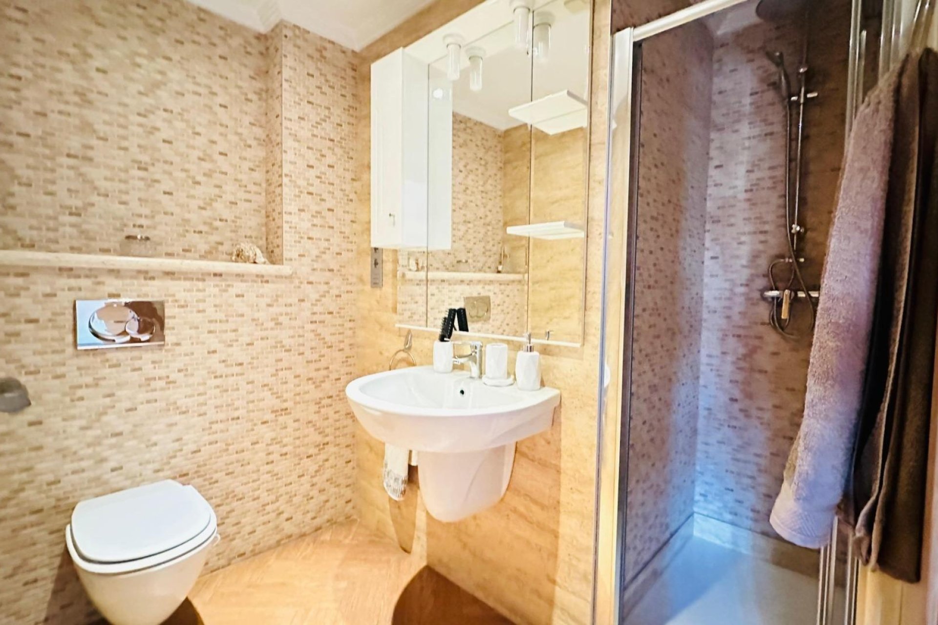 Revente - Apartment -
Torrevieja - Centro