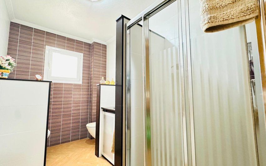 Revente - Apartment -
Torrevieja - Centro