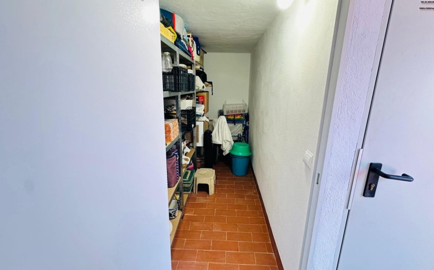 Revente - Apartment -
Torrevieja - Centro