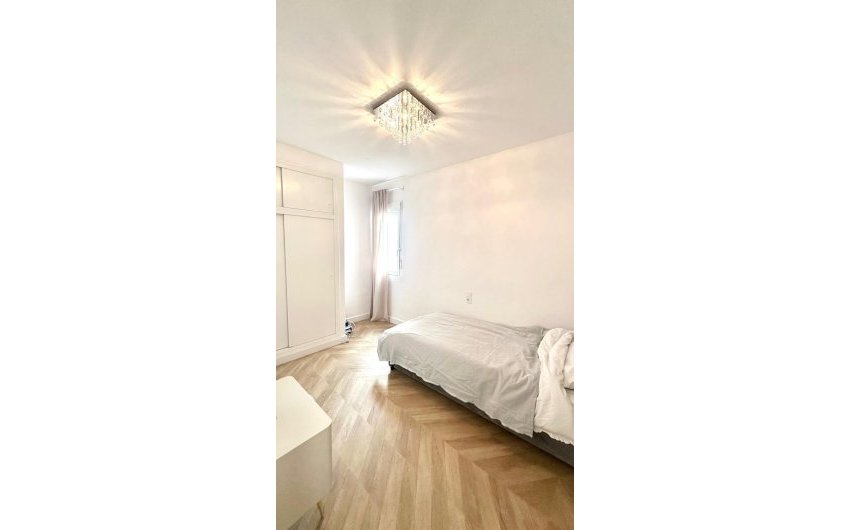 Revente - Apartment -
Torrevieja - Centro