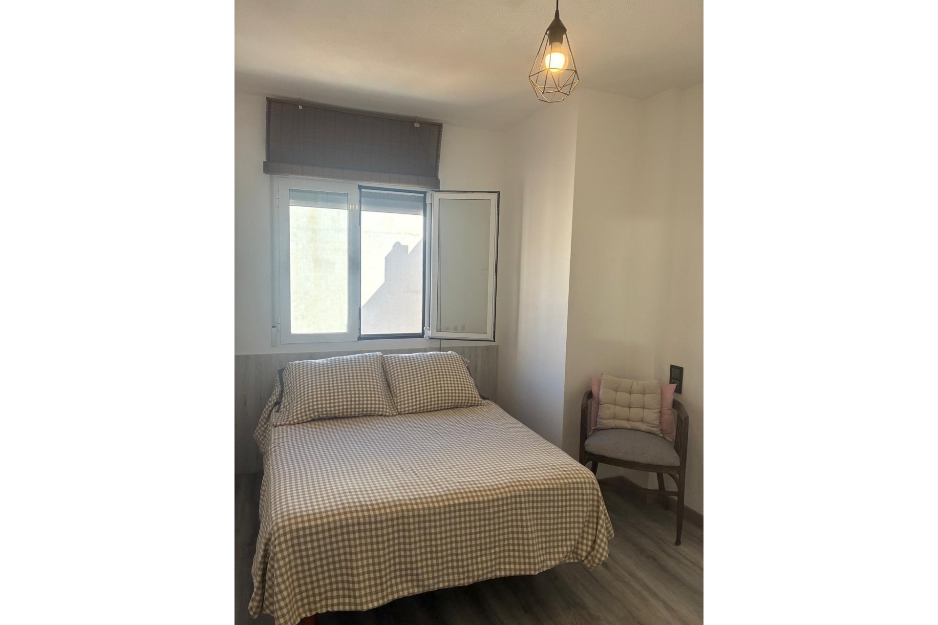 Revente - Apartment -
Torrevieja - Centro