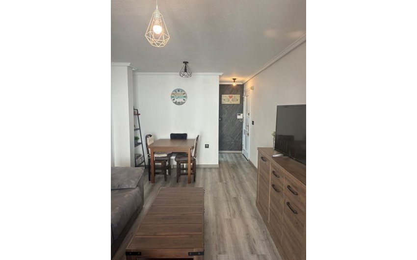 Revente - Apartment -
Torrevieja - Centro