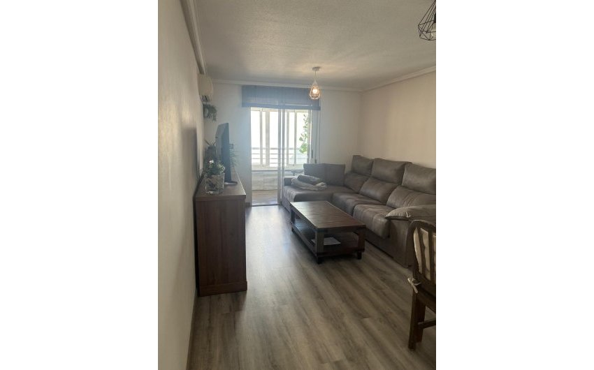 Revente - Apartment -
Torrevieja - Centro