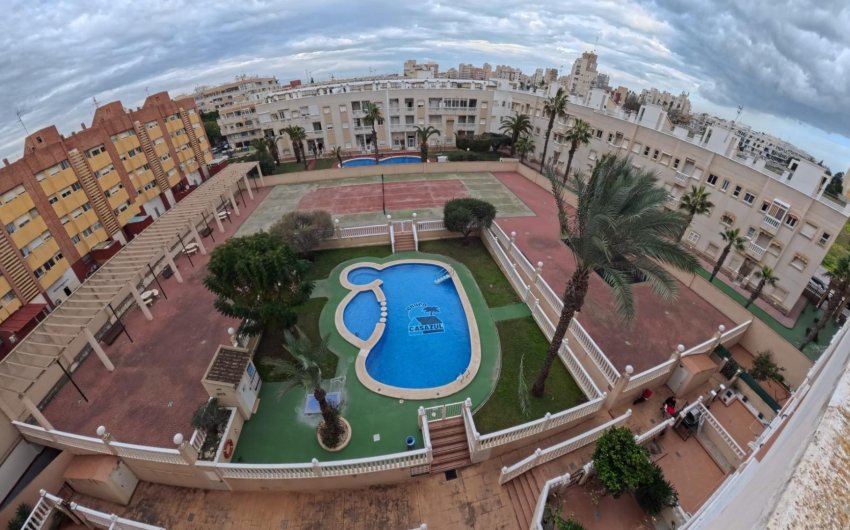Revente - Apartment -
Torrevieja - Centro