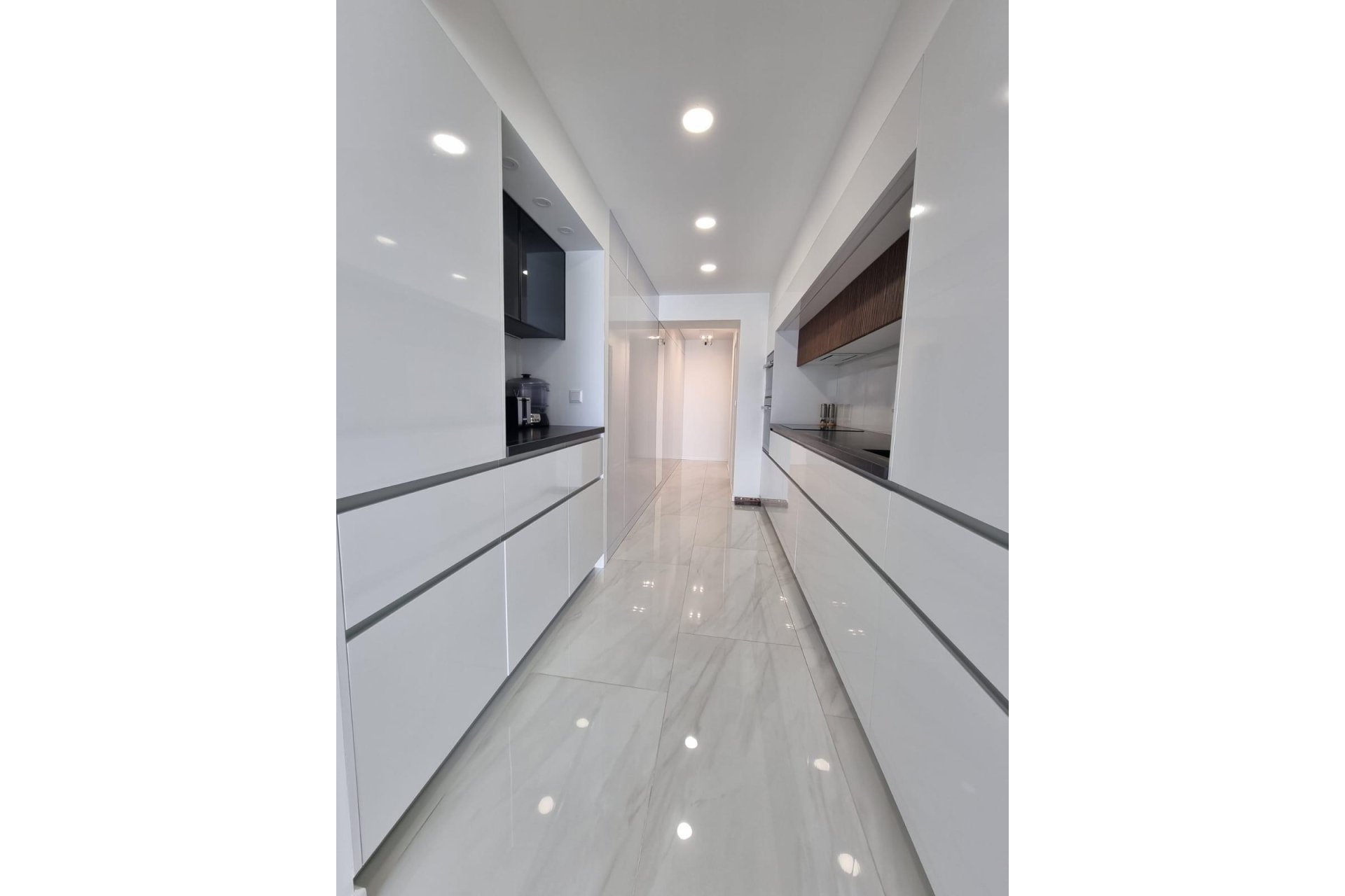 Revente - Apartment -
Torrevieja - Centro