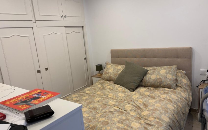 Revente - Apartment -
Torrevieja - Centro