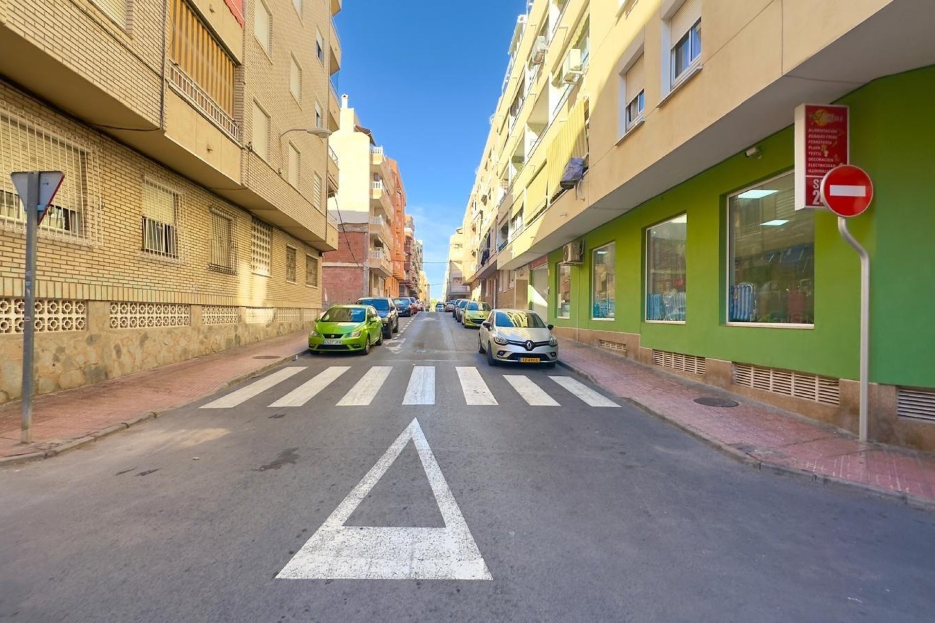 Revente - Apartment -
Torrevieja - Centro