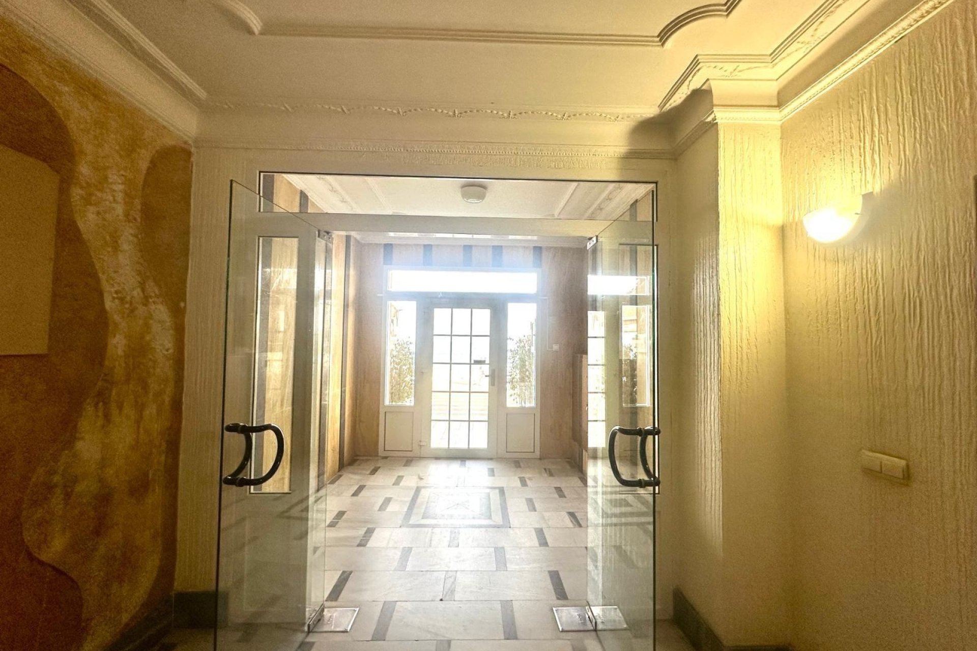 Revente - Apartment -
Torrevieja - Centro