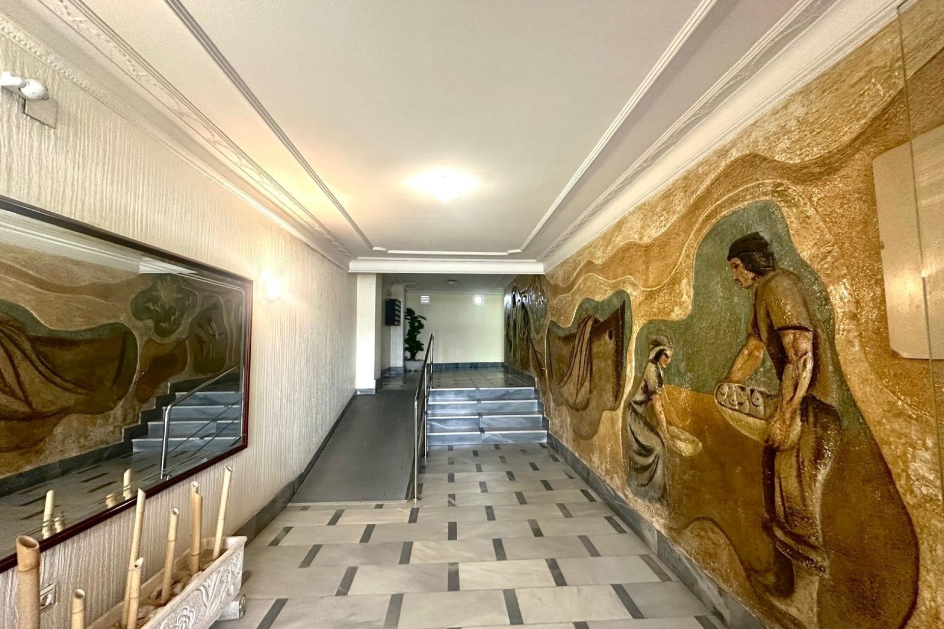 Revente - Apartment -
Torrevieja - Centro