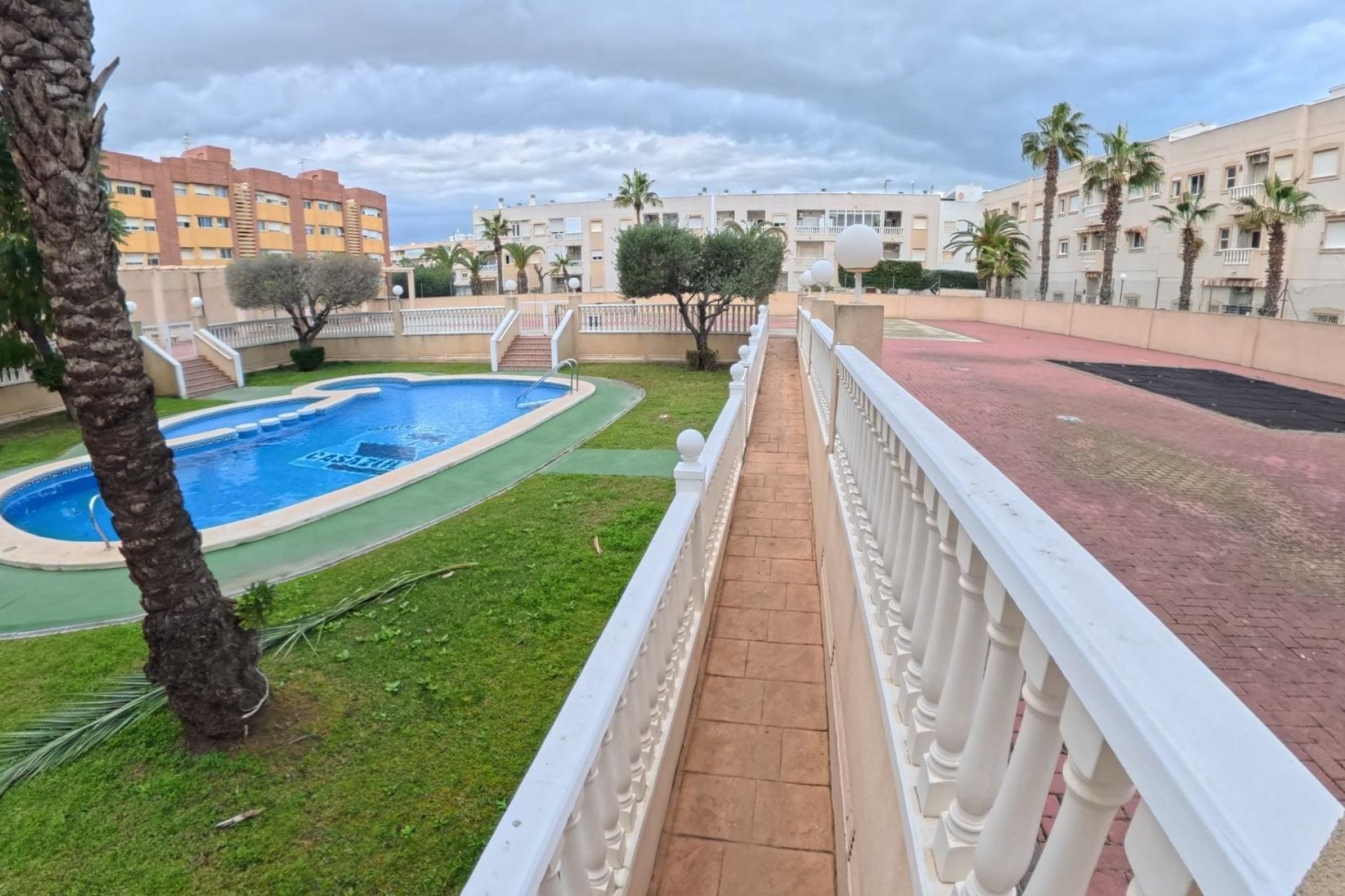 Revente - Apartment -
Torrevieja - Centro