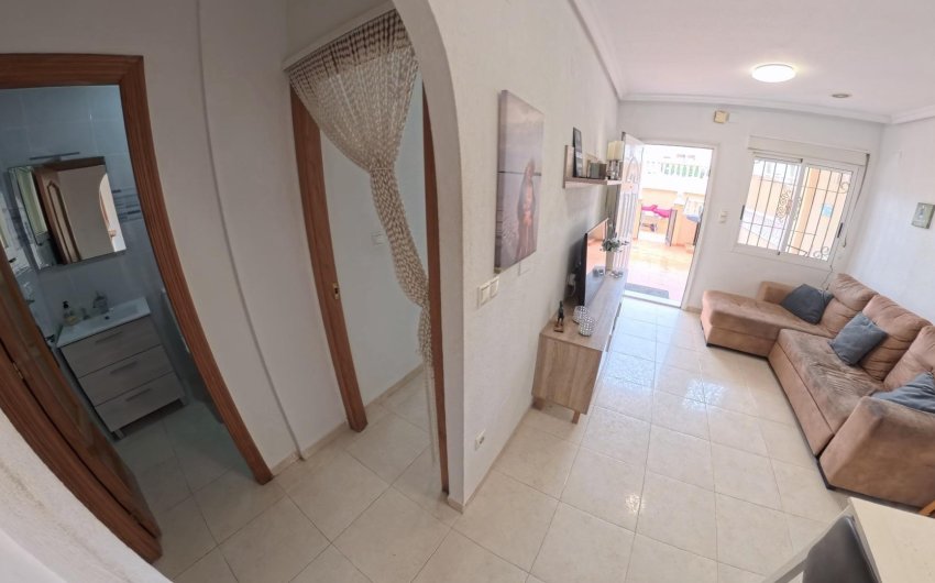 Revente - Apartment -
Torrevieja - Centro