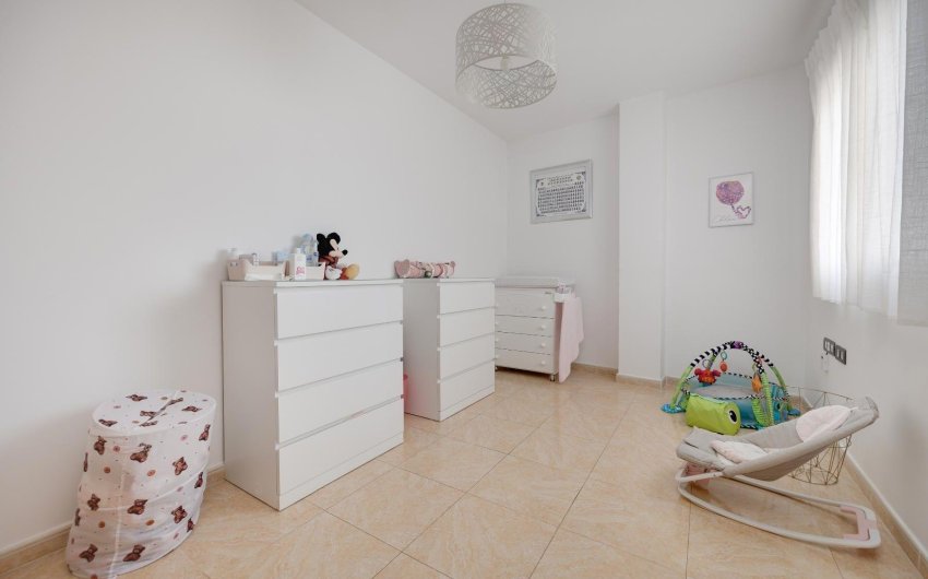 Revente - Apartment -
Torrevieja - Centro