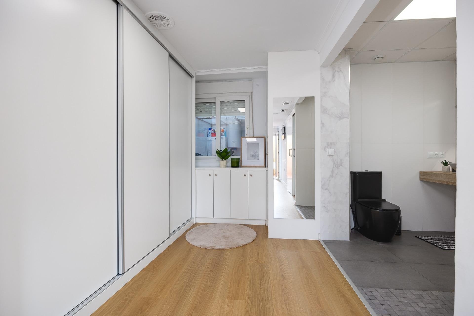 Revente - Apartment -
Torrevieja - Centro