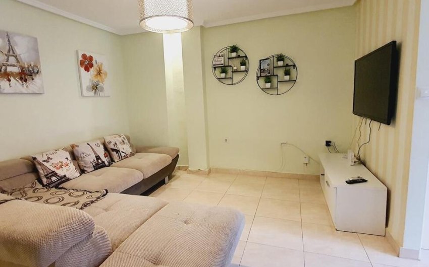 Revente - Apartment -
Torrevieja - Centro