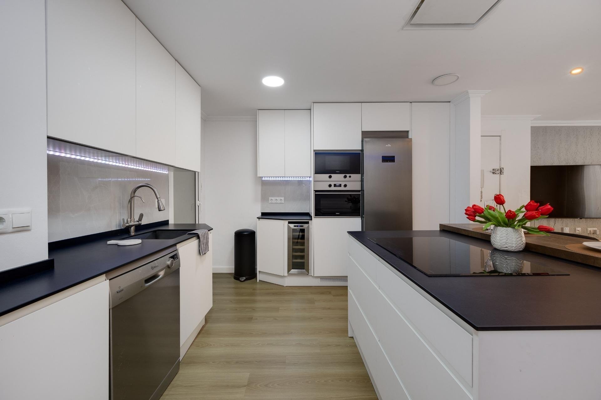 Revente - Apartment -
Torrevieja - Centro