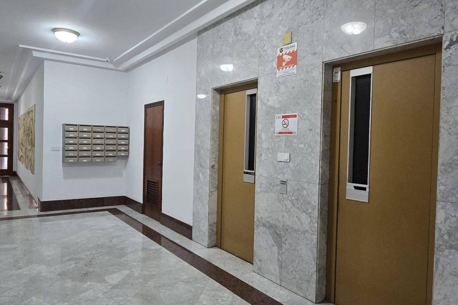 Revente - Apartment -
Torrevieja - Centro