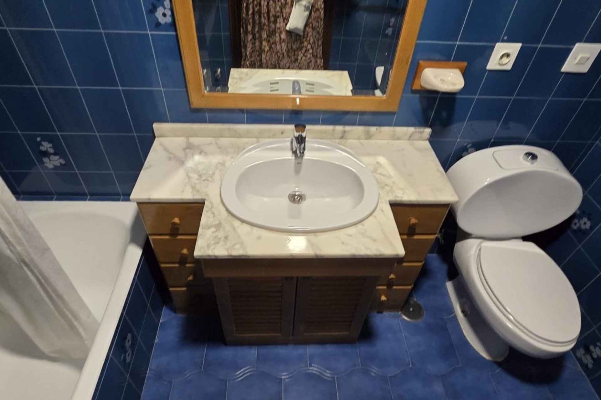 Revente - Apartment -
Torrevieja - Centro