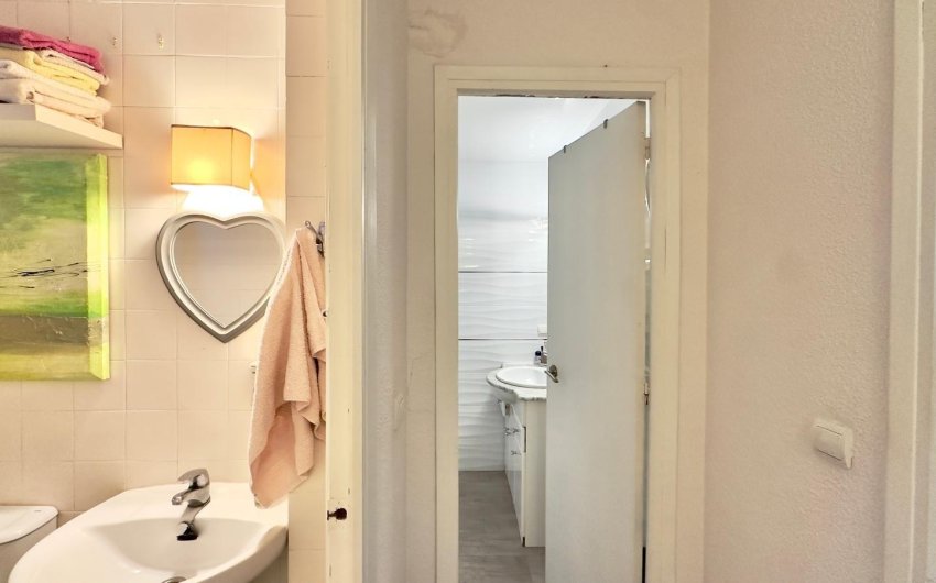 Revente - Apartment -
Torrevieja - Centro