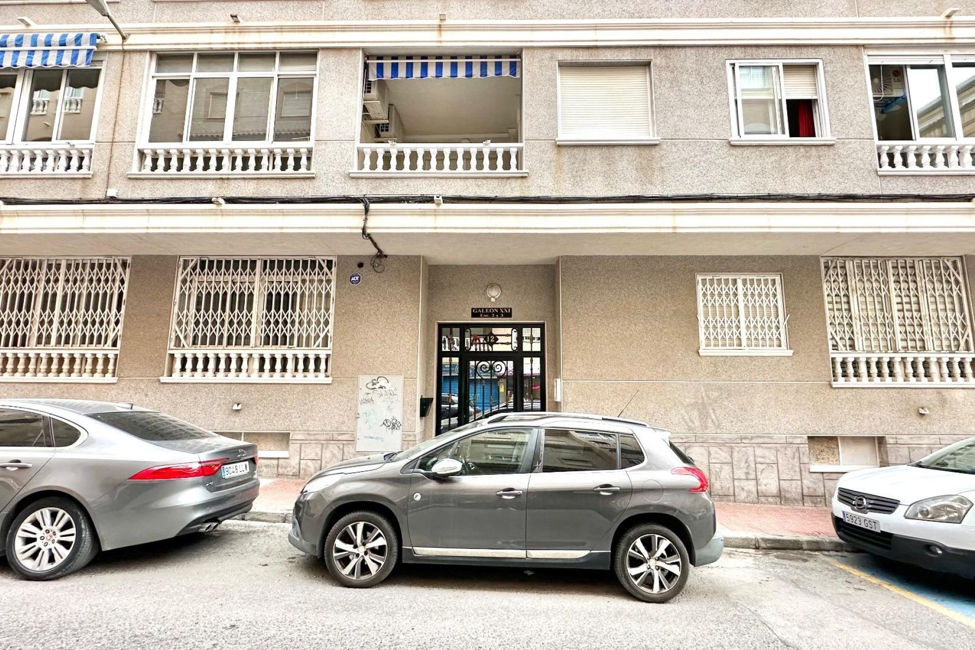 Revente - Apartment -
Torrevieja - Centro