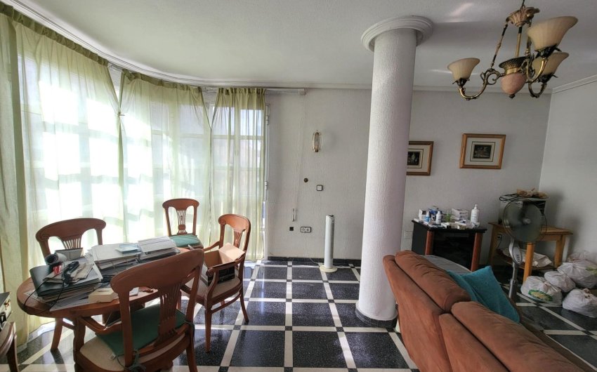 Revente - Apartment -
Torrevieja - Centro