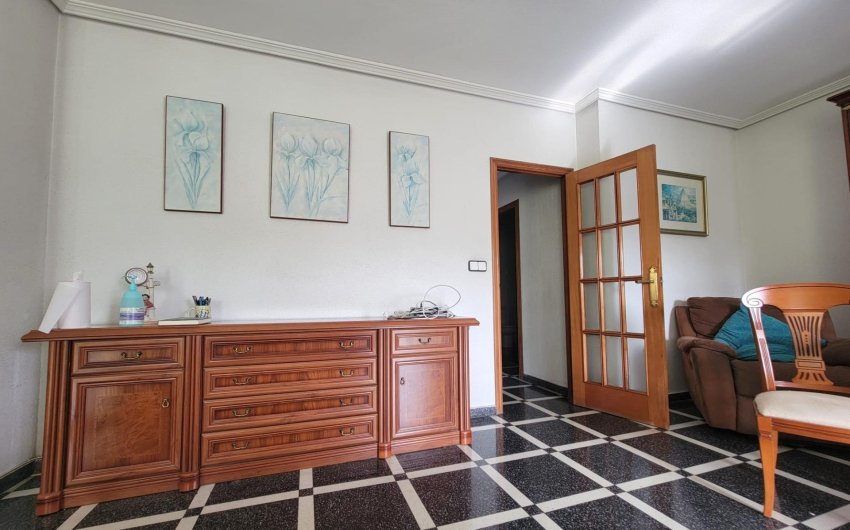 Revente - Apartment -
Torrevieja - Centro