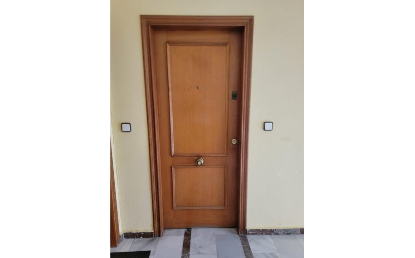 Revente - Apartment -
Torrevieja - Centro
