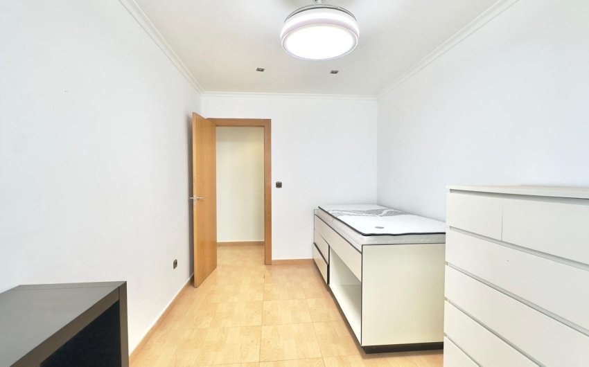 Revente - Apartment -
Torrevieja - Centro