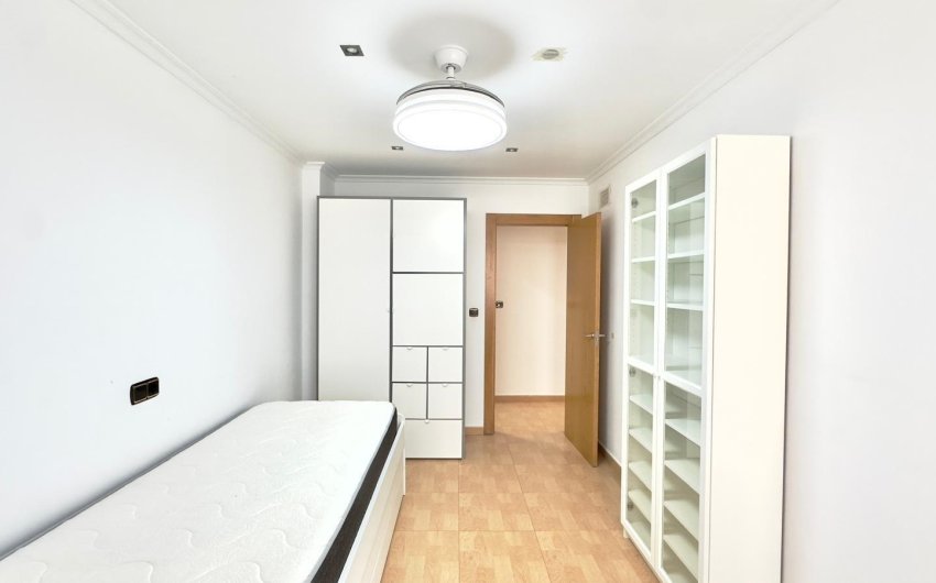 Revente - Apartment -
Torrevieja - Centro