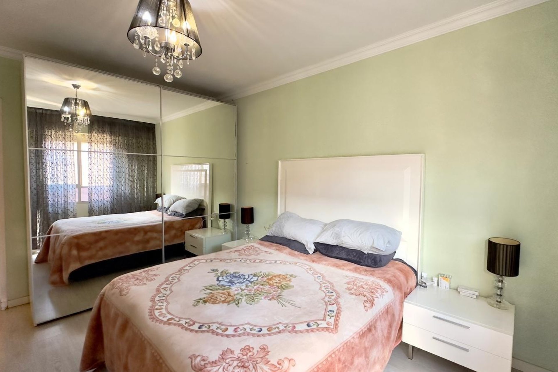 Revente - Apartment -
Torrevieja - Centro