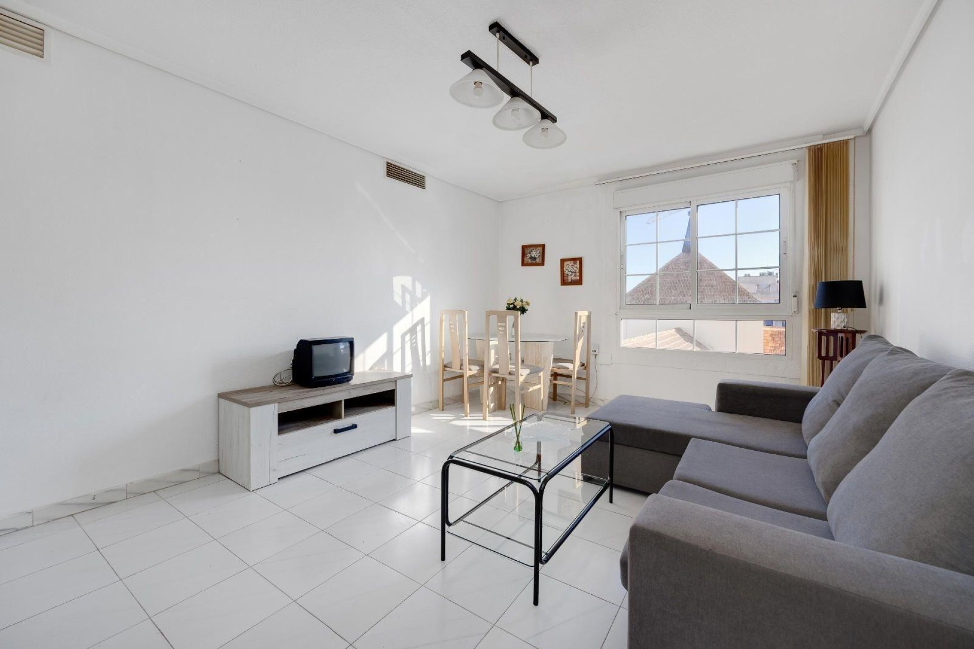 Revente - Apartment -
Torrevieja - Centro