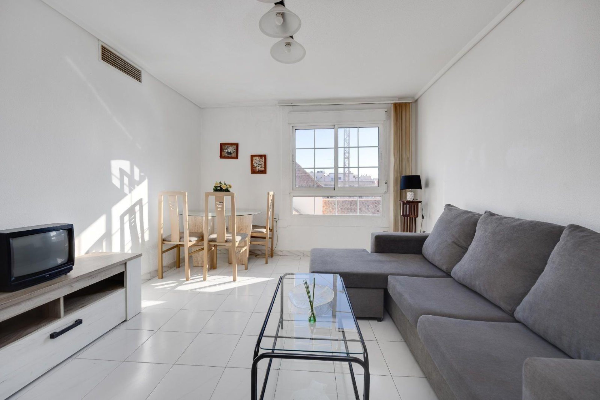 Revente - Apartment -
Torrevieja - Centro