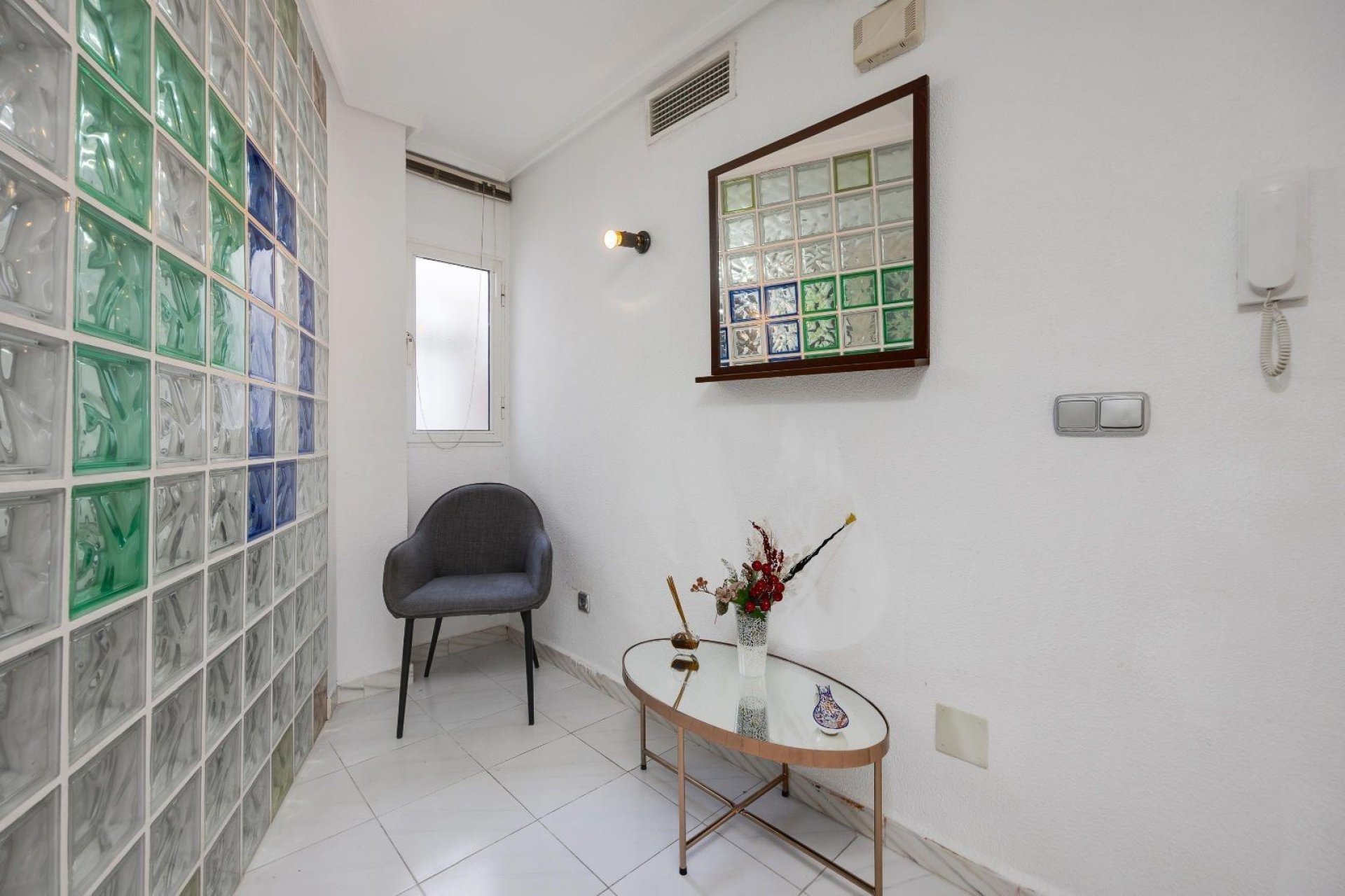 Revente - Apartment -
Torrevieja - Centro