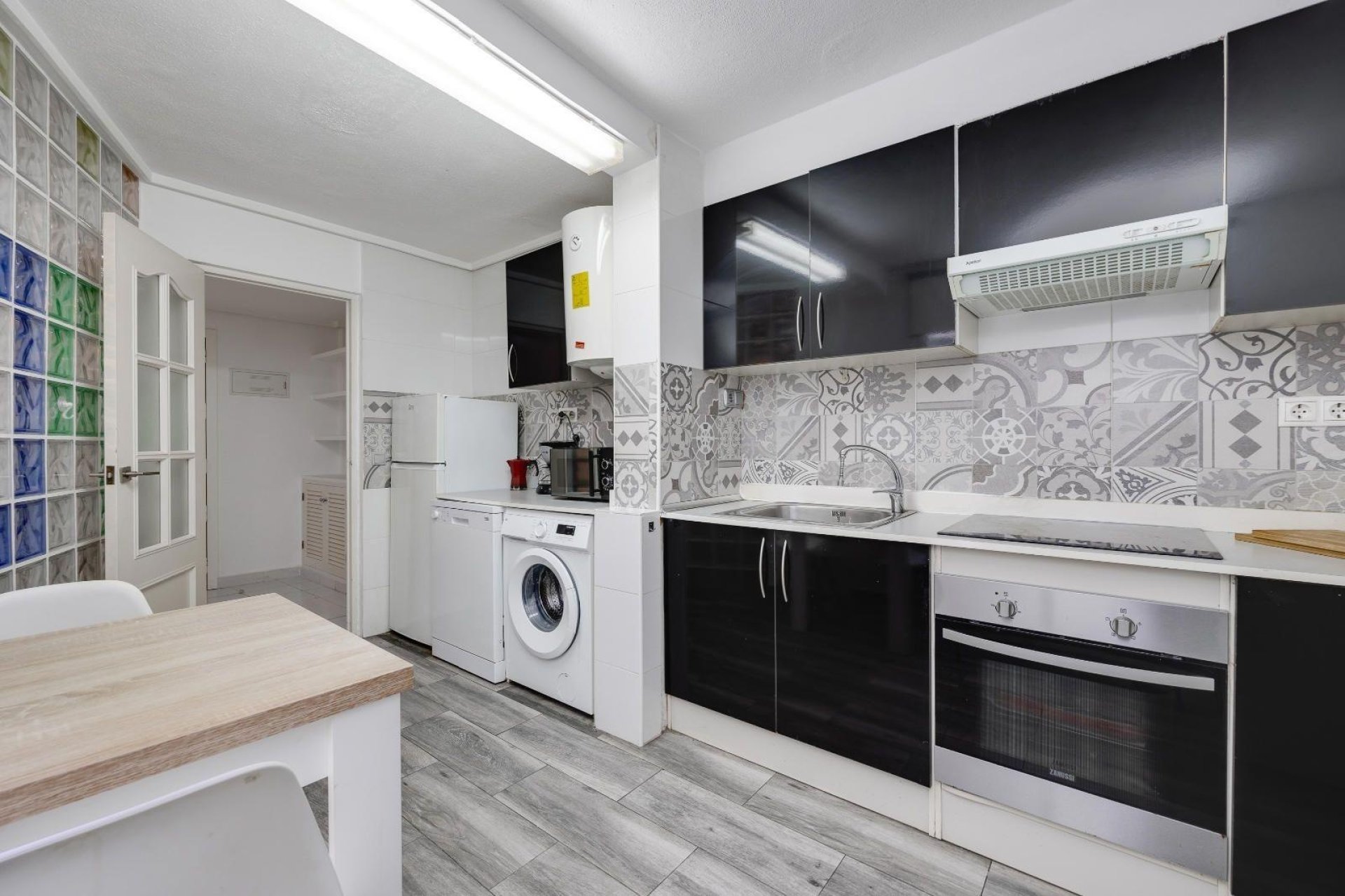 Revente - Apartment -
Torrevieja - Centro