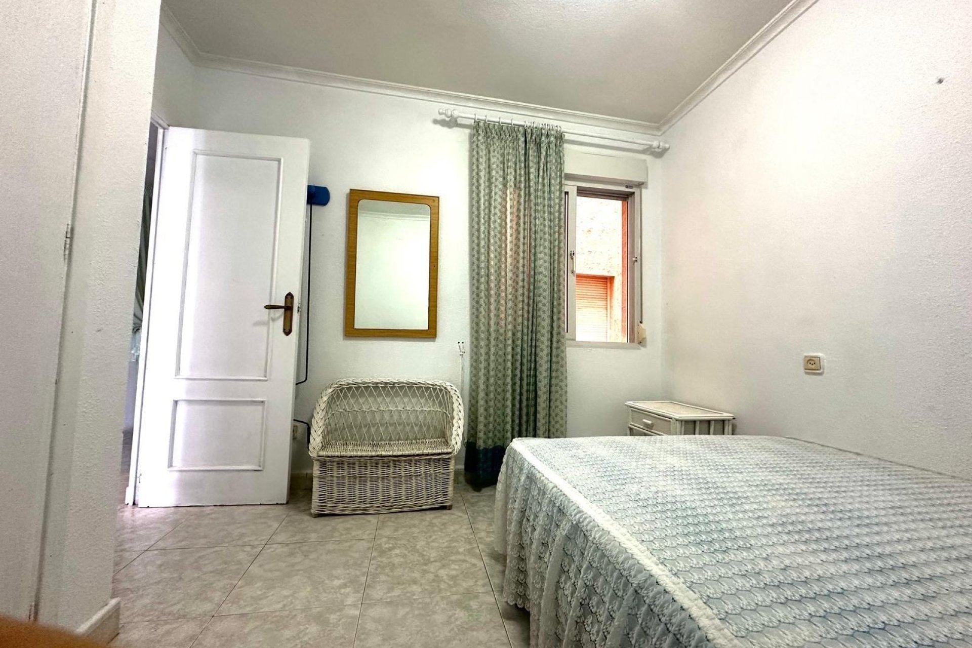 Revente - Apartment -
Torrevieja - Centro