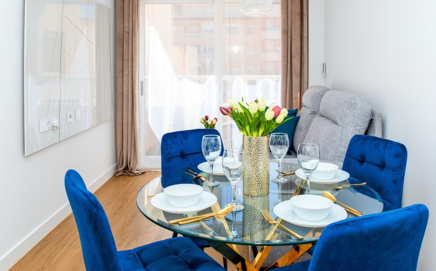 Revente - Apartment -
Torrevieja - Centro