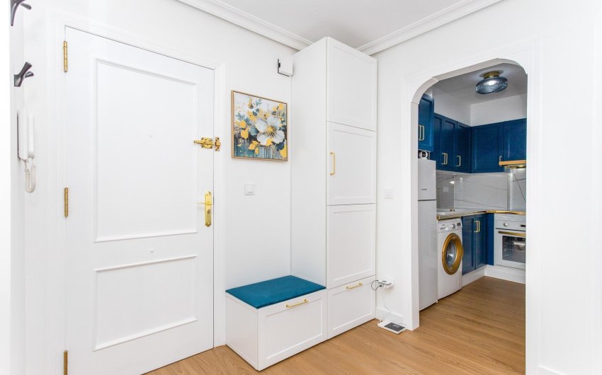 Revente - Apartment -
Torrevieja - Centro