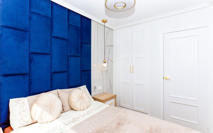 Revente - Apartment -
Torrevieja - Centro