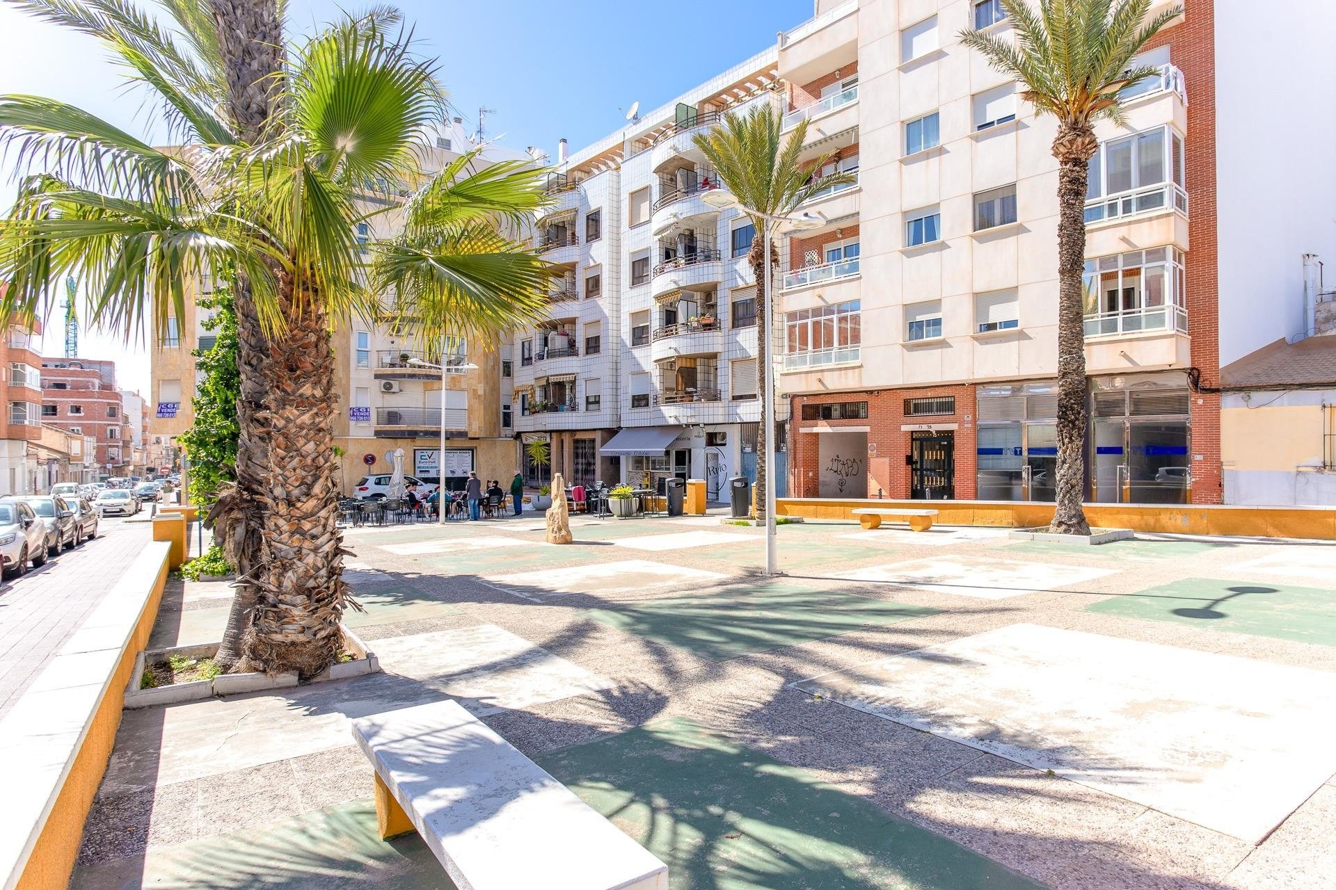 Revente - Apartment -
Torrevieja - Centro