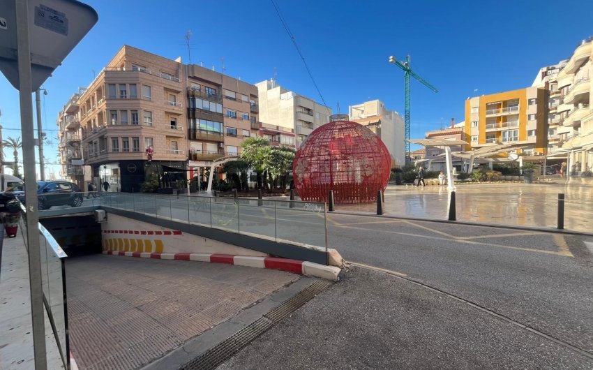 Revente - Apartment -
Torrevieja - Centro