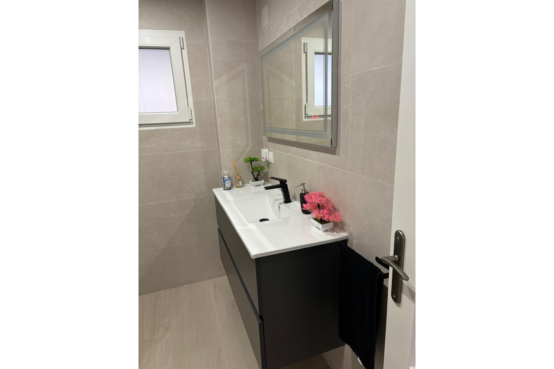 Revente - Apartment -
Torrevieja - Centro