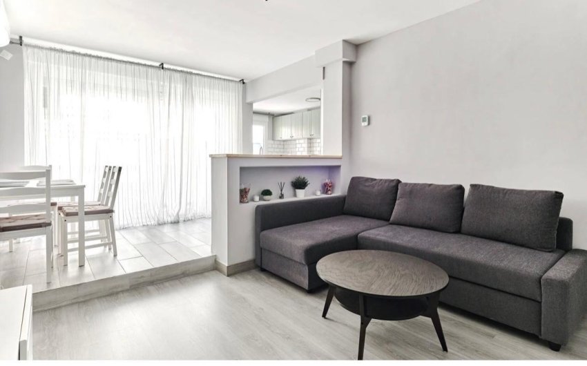 Revente - Apartment -
Torrevieja - Centro