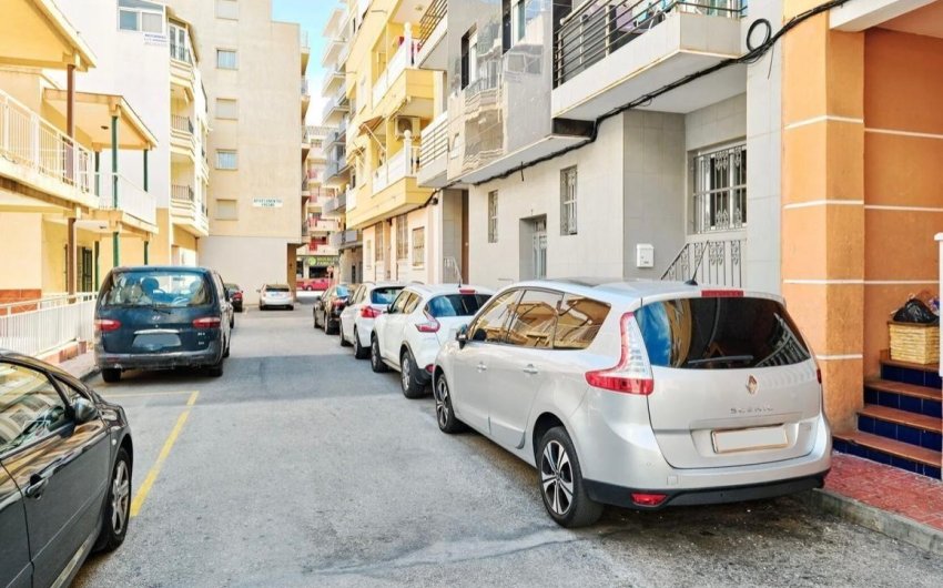 Revente - Apartment -
Torrevieja - Centro
