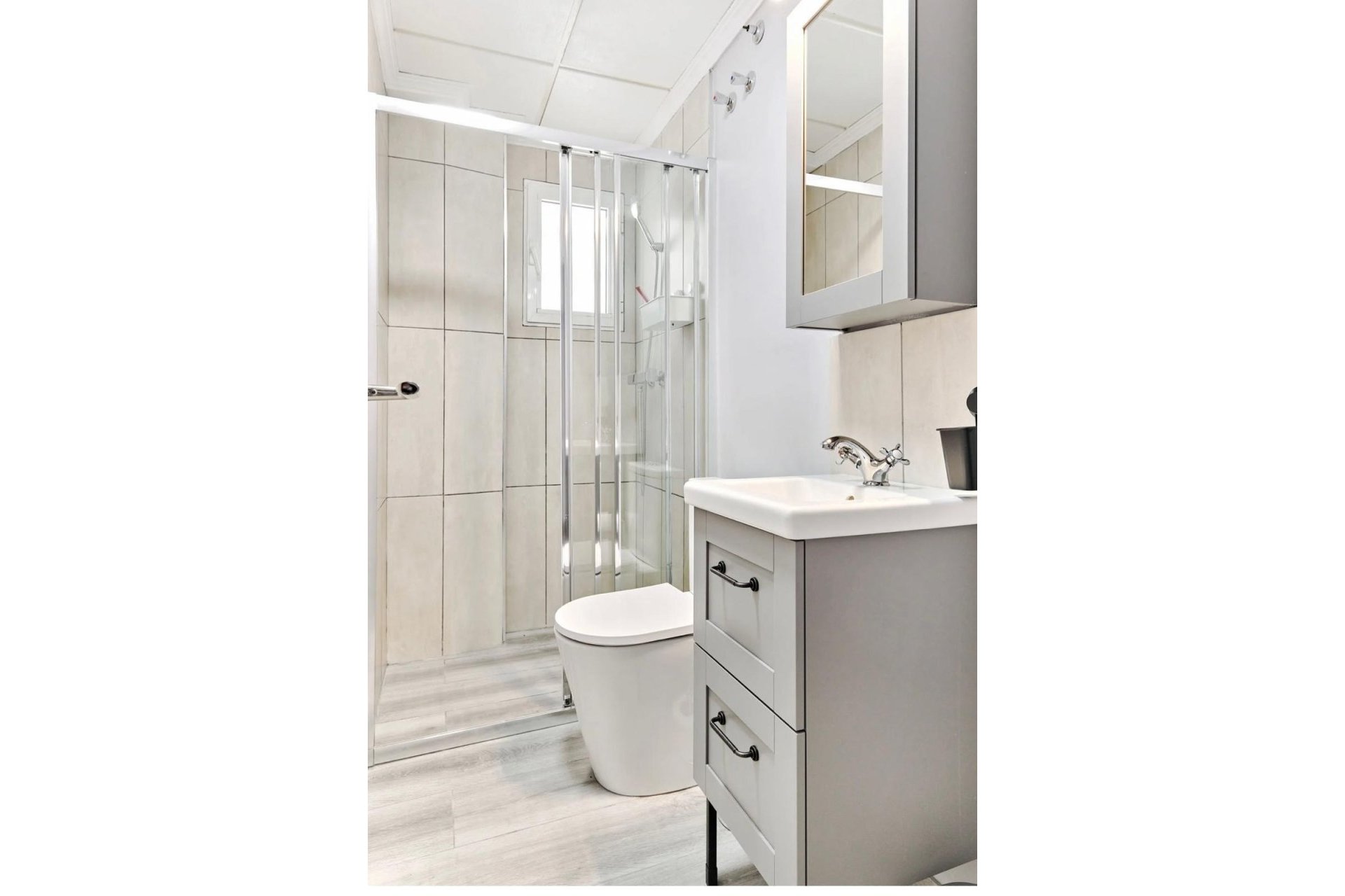 Revente - Apartment -
Torrevieja - Centro