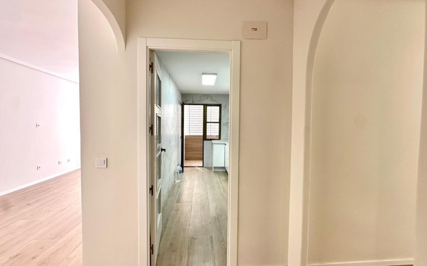 Revente - Apartment -
Torrevieja - Centro
